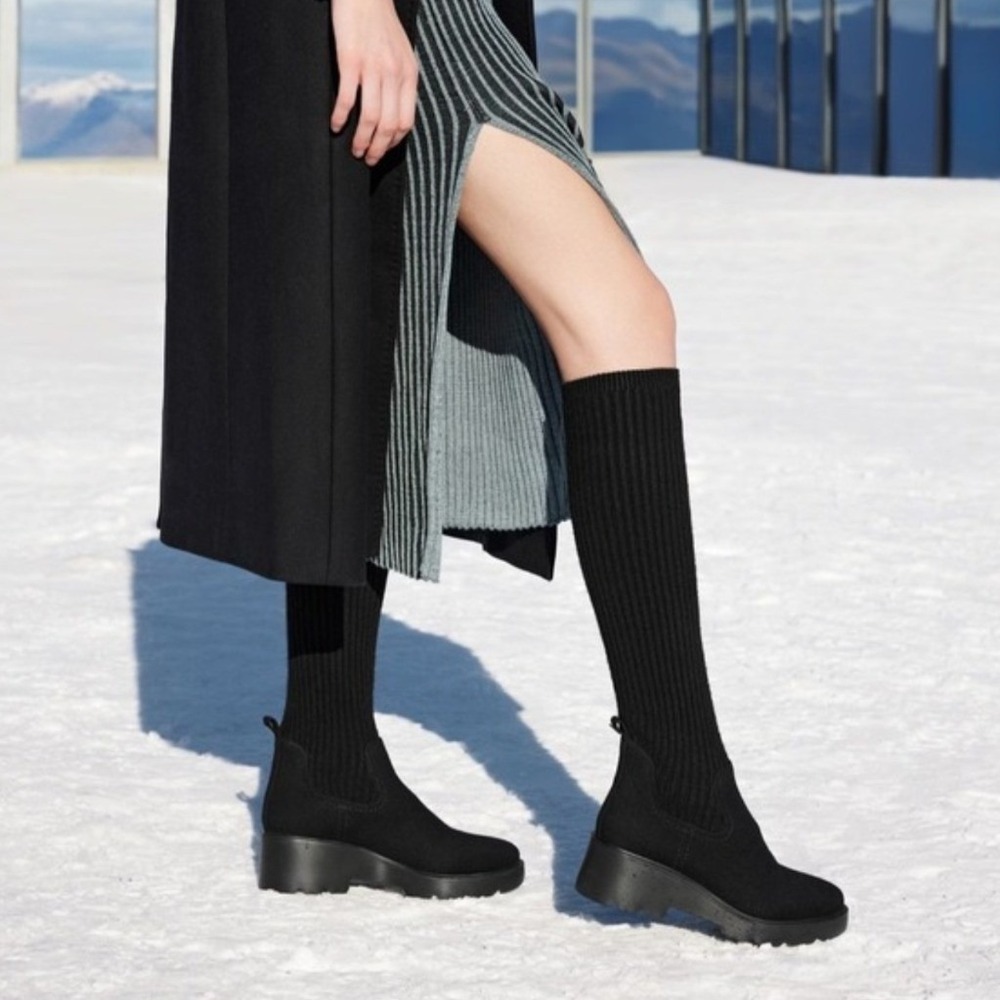 Vivaia Round-Toe Black Wool Knit Knee High Platform Wedge Boots Eduarda- 37